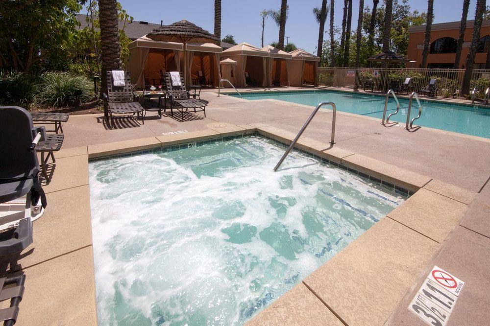 Delta Hotels By Marriott Anaheim Garden Grove Bagian luar foto
