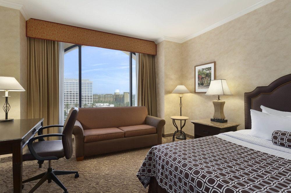 Delta Hotels By Marriott Anaheim Garden Grove Bagian luar foto