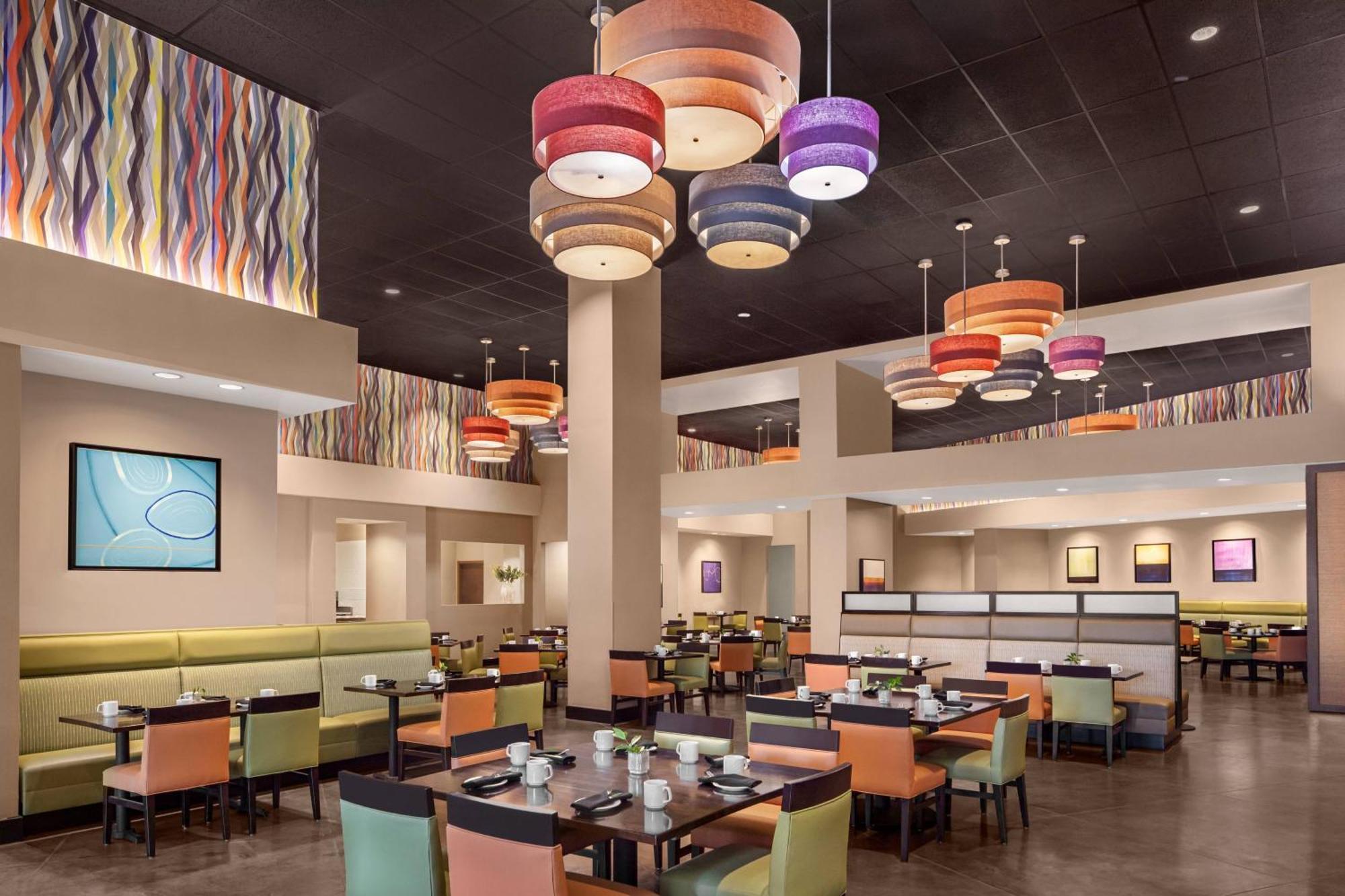 Delta Hotels By Marriott Anaheim Garden Grove Bagian luar foto