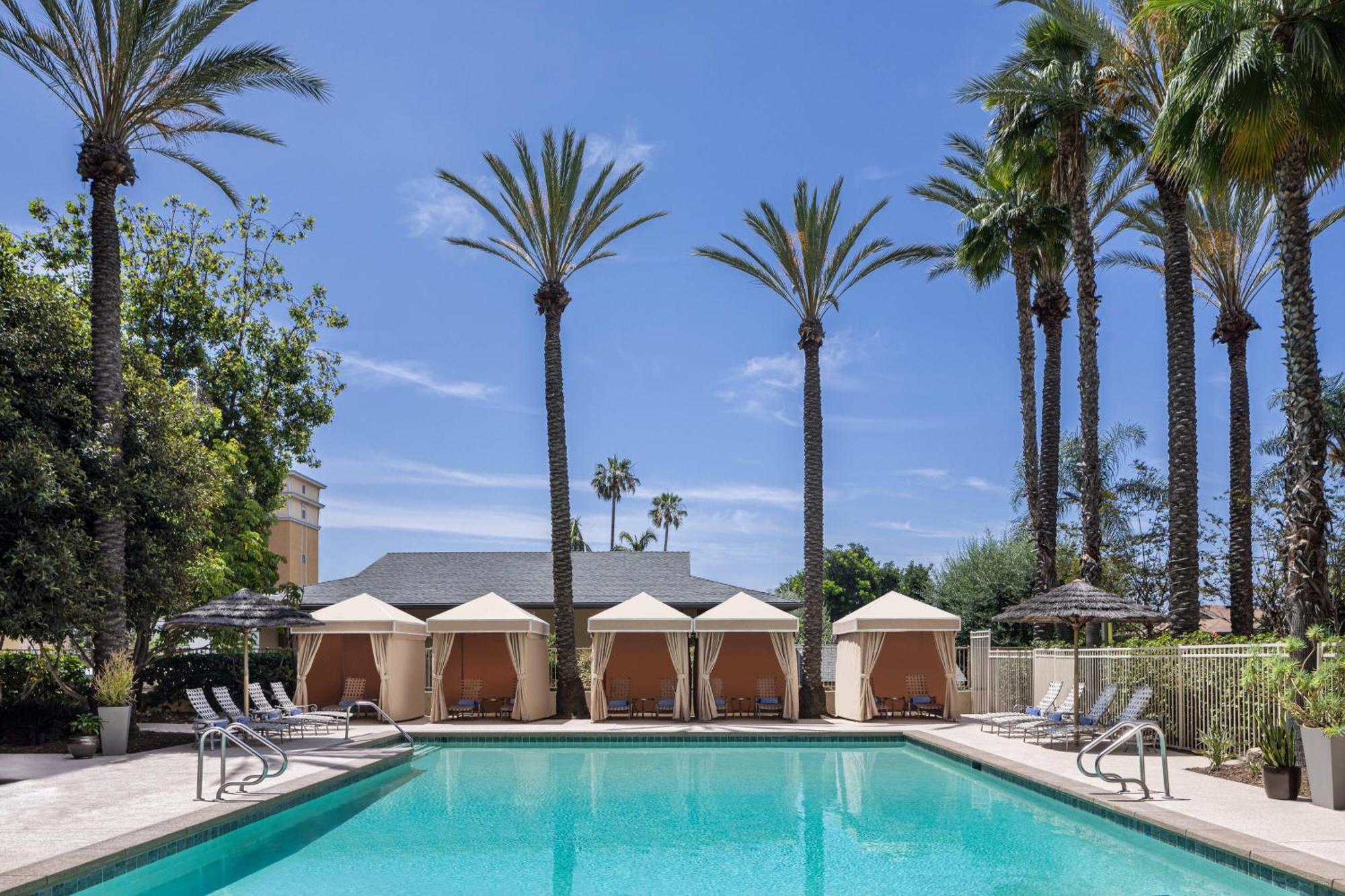 Delta Hotels By Marriott Anaheim Garden Grove Bagian luar foto