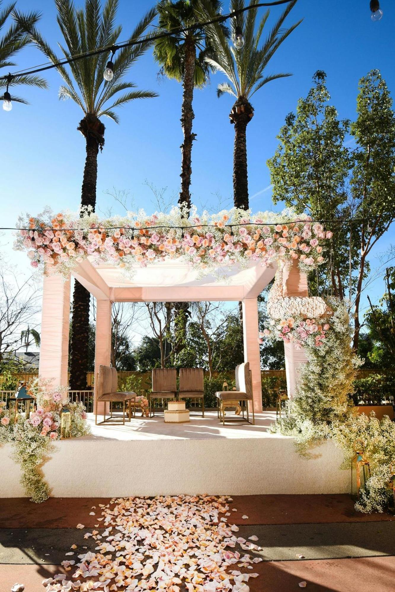 Delta Hotels By Marriott Anaheim Garden Grove Bagian luar foto